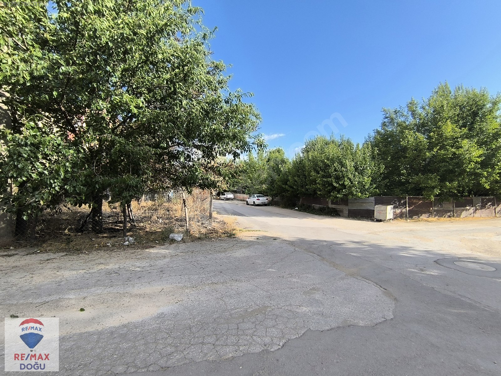 REMAX DOĞUDAN ÇATALÇEŞME 5 KATA İMARLI KÖŞE BAŞI ARSA - ELAZIĞ MERKEZ fotoğraf 4