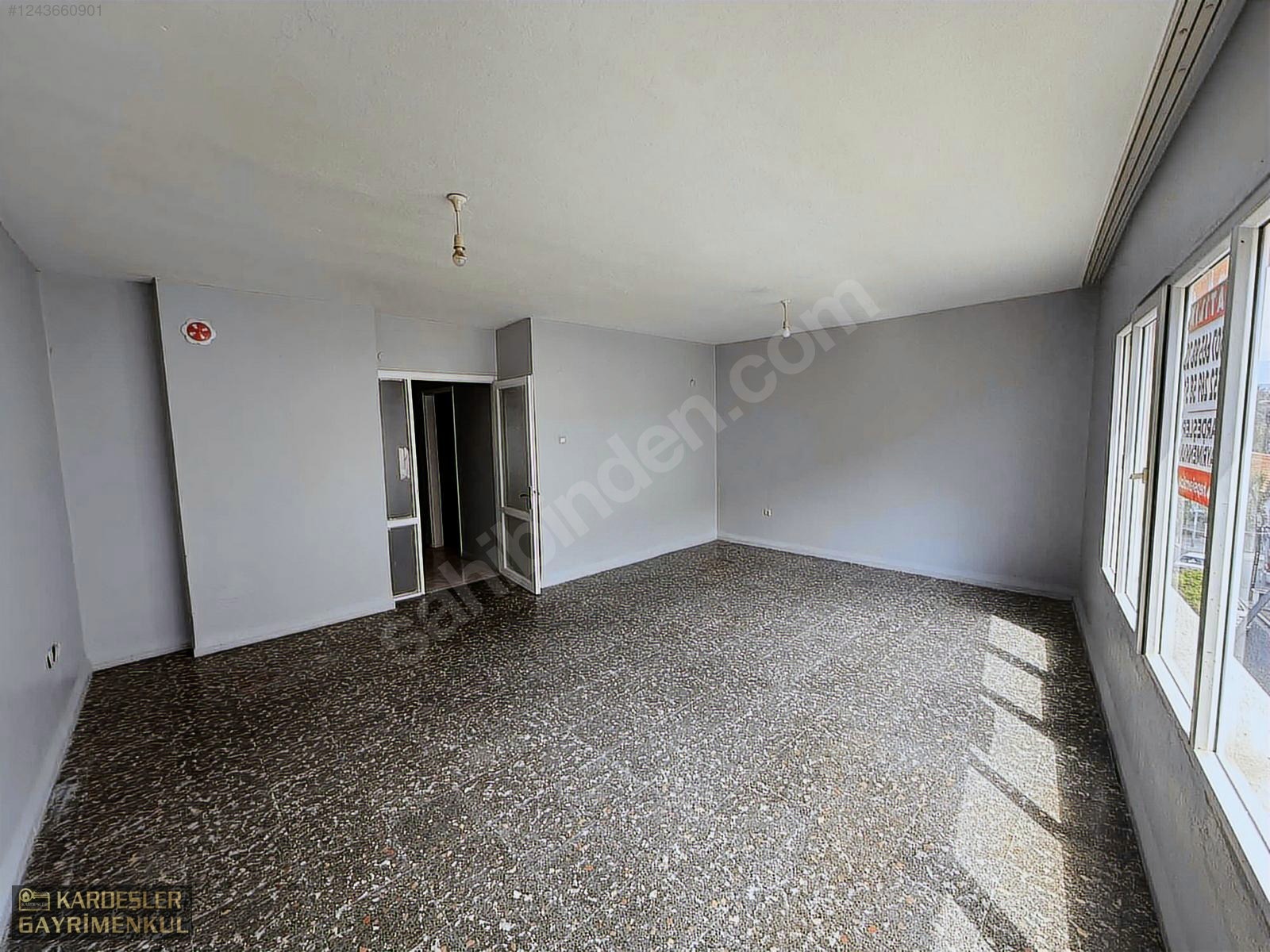 ÇARŞI MERKEZDE SATILIK ARAKAT DAİRE FIRSAT ! - MANİSA AKHİSAR fotoğraf 10