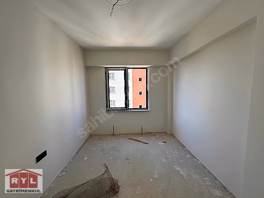 Yakacıkta Nezih Sitede 2+1 85m2 Satılık Daire - İSTANBUL KARTAL fotoğraf 3