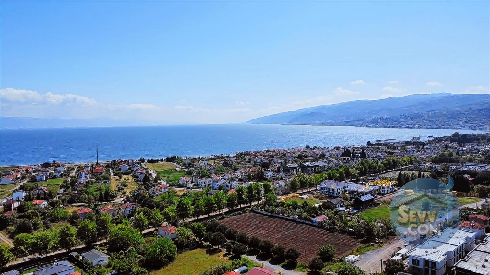 KAYTAZDERE DE DENİZ TARAFINDA ACİL SATILIK TAKASLI VİLLA - Yalova Altınova fotoğraf 9