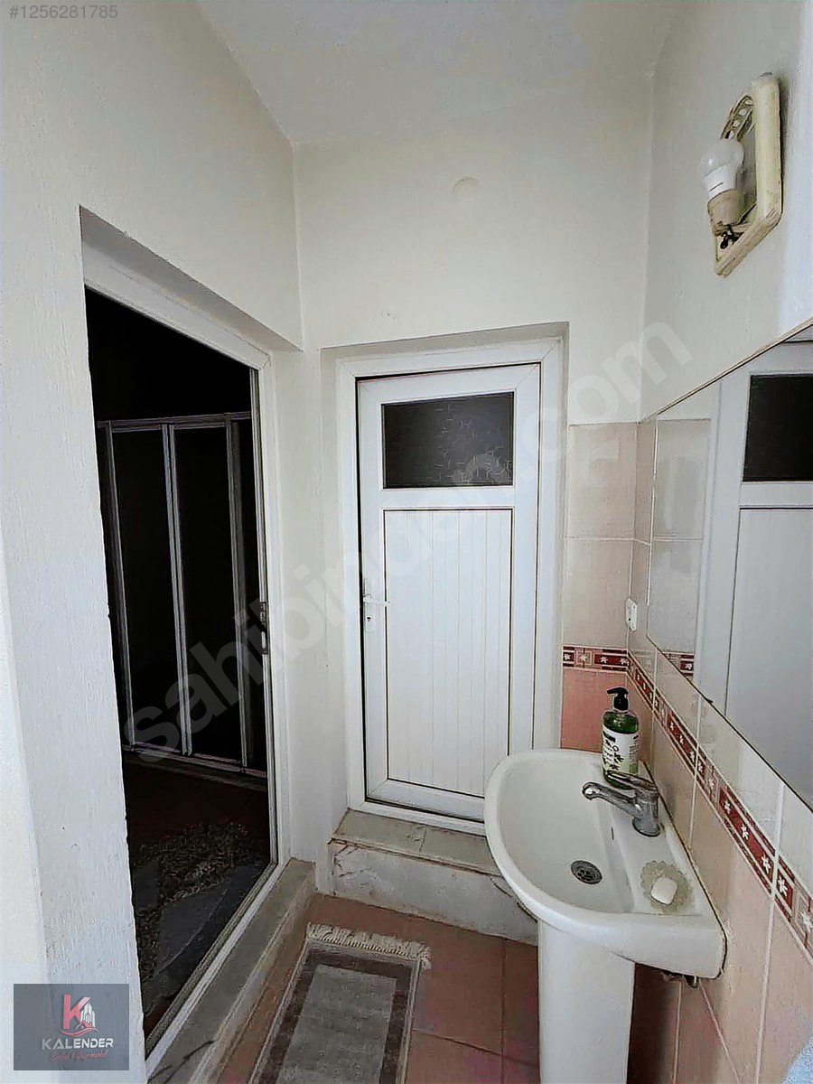KALENDER EMLAK'TAN ŞEHİTLER MH. SATILIK DAİRE - MANİSA TURGUTLU fotoğraf 4