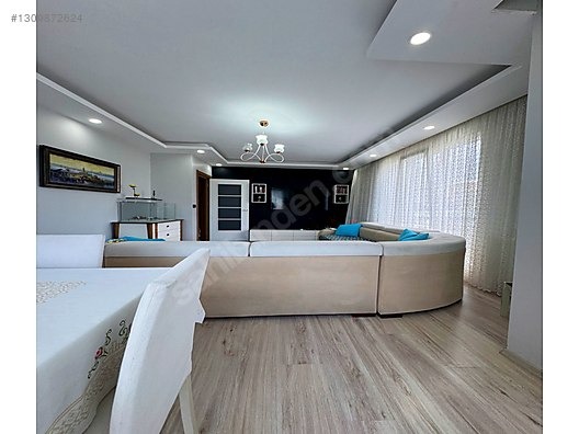 BEYLİKDÜZÜ KAVAKLI MAHALLESİ SATILIK 3+1 - GENİŞ M2 FIRSAT DAİRE - İSTANBUL BEYLİKDÜZÜ fotoğraf 3