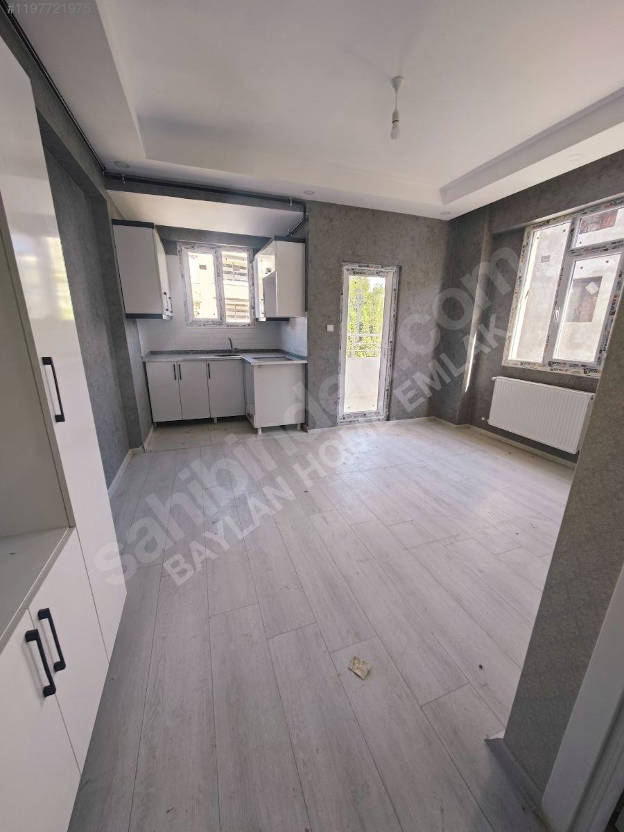 BAYLAN HOME EMLAKTAN SATILIK 1+1 DAİRE 25 YOLA YAKIN - ŞANLIURFA SİVEREK fotoğraf 3