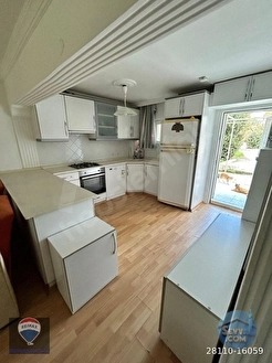 KUŞADASI DAVUTLAR ÖZLEM SİTESİ'NDE 2+1 BAHÇE KATI EŞYALI TEMİZ DAİRE - AYDIN KUŞADASI fotoğraf 8