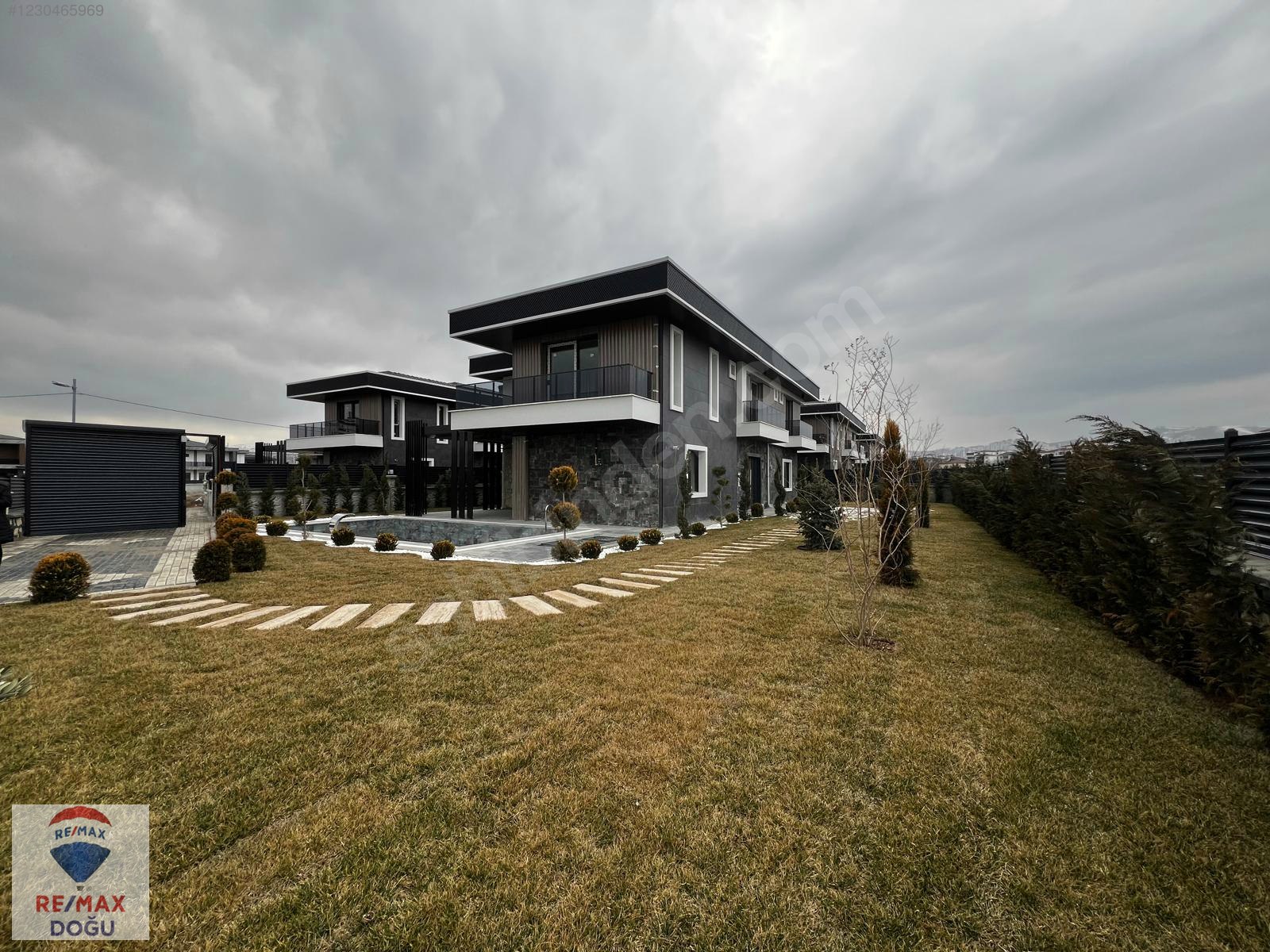 REMAX DOĞU ATAŞEHİR MAH.FULL YAPILI 4+2 SATILIK DE LUX VİLLA - ELAZIĞ MERKEZ fotoğraf 7