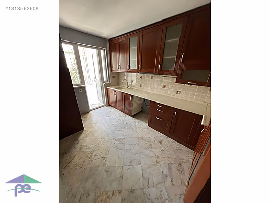 POLAT'TAN 3+1 130m2 KATTA TEK EBEVEYN BANYOLU ASANSÖRLÜ - İSTANBUL KADIKÖY fotoğraf 25