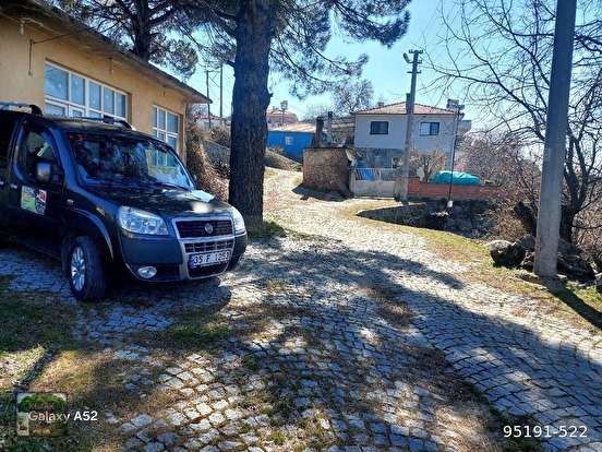 BERGAMA KOZAK YAYLASI KARAVELİLER MAH DE 485 m2 EV VE ARSASI - İZMİR BERGAMA fotoğraf 8