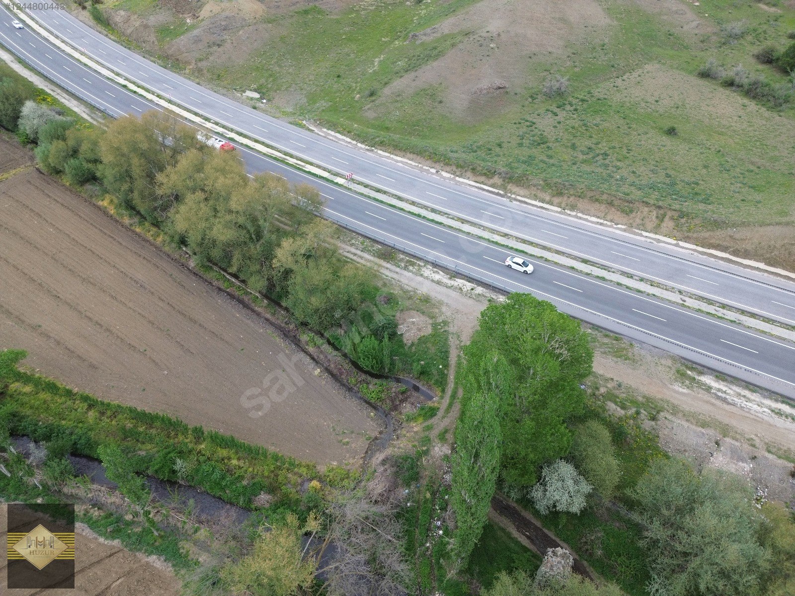 HUZUR YATIRIM'DAN YOL KENARINDA SATILIK ARSA - YOZGAT MERKEZ fotoğraf 2
