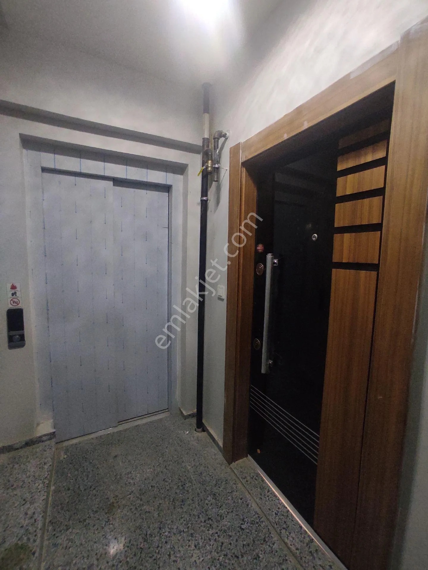 Gaziosmanpaşa'da Satılık Tek Daire Üzerine 3+1 Asansörlü - İSTANBUL GAZİOSMANPAŞA fotoğraf 20