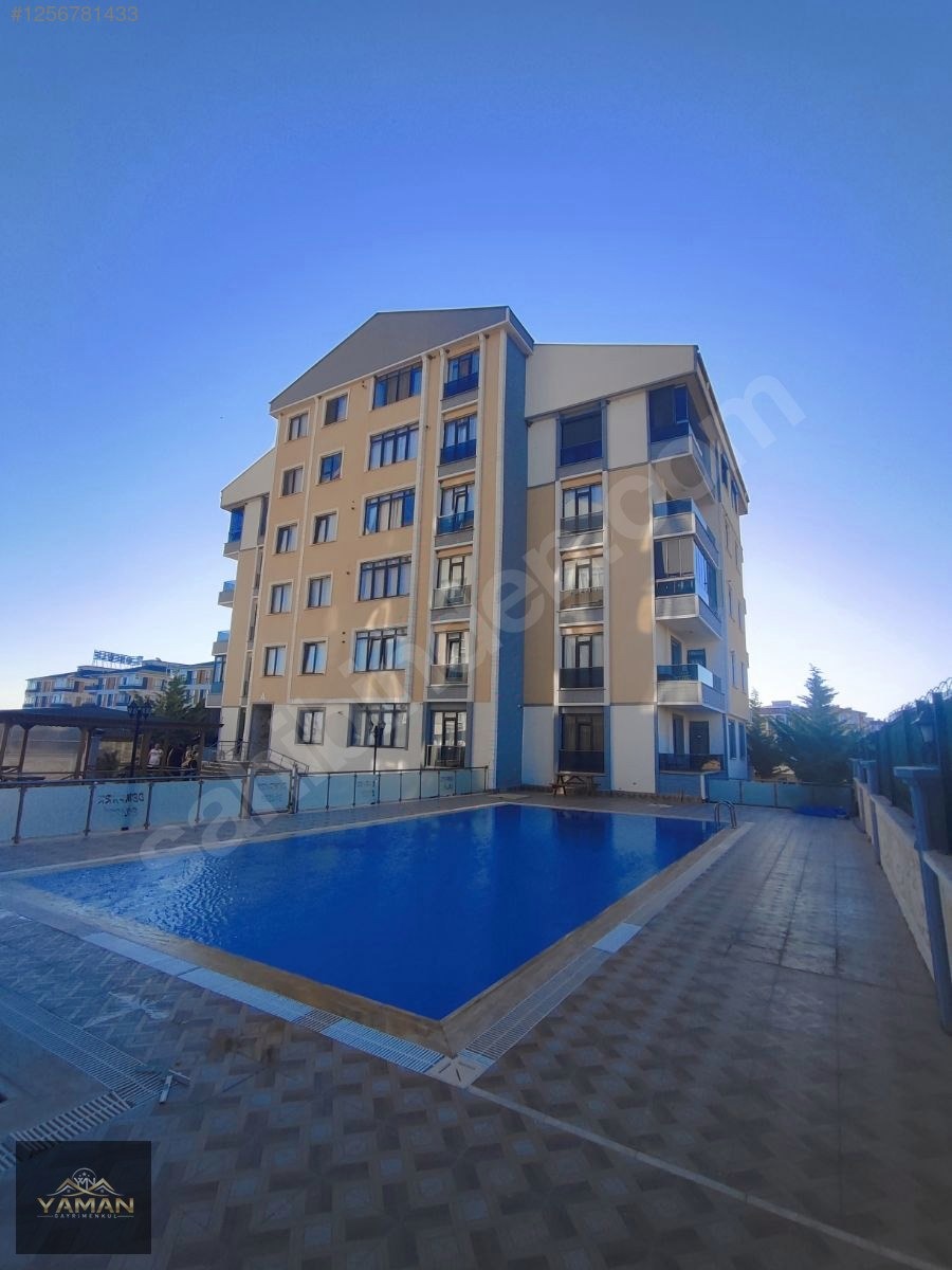 ATATÜRK MAHALLESİNDE SİTE İÇERİSİNDE SATILIK 2+1 DUBLEKS DAİRE - KIRKLARELİ MERKEZ fotoğraf 3