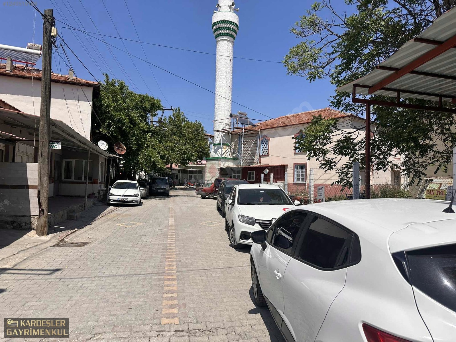 DEREKÖYDE SATILIK KÖY MERKEZİNDE ELEKTRİK SU AKTİF %50 İMARLI - MANİSA AKHİSAR fotoğraf 12
