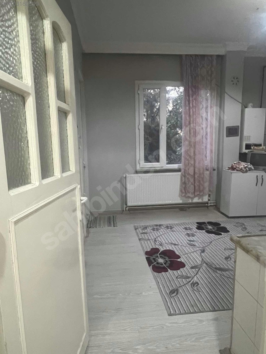 PUSULA EMLAKTAN ESKİ BEŞEVLERİN GÖBEĞİNDE 3 KATLI ÖNÜ PARK BİNA - KİLİS MERKEZ fotoğraf 4