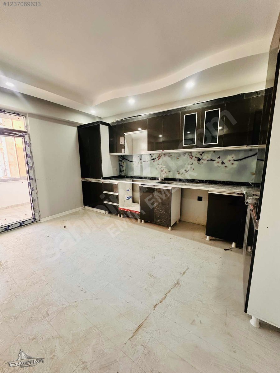EMİR EMLAK GAYRİMENKUL DEN SATILIK ANAHTAR TESLİMİ 3+1 DAİRE - KARS MERKEZ fotoğraf 10