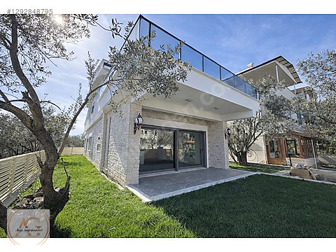Aryadan Gürede Satılık 3+1 Müstakil Havuzlu Lüks Villa