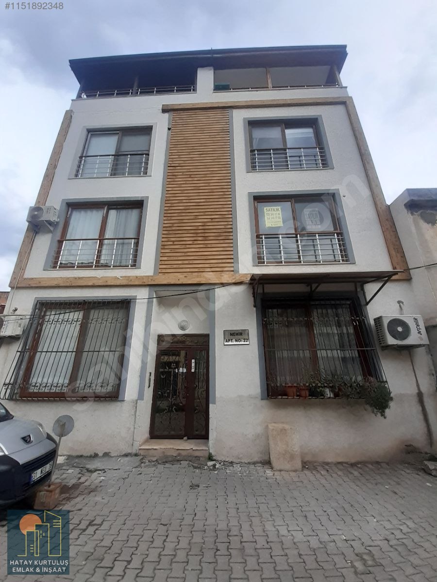 KURTULUŞ EMLAKTAN YENİŞEHİR MAHALLESİNDE SATILIK ARA KAT DAİRE - HATAY İSKENDERUN fotoğraf 3