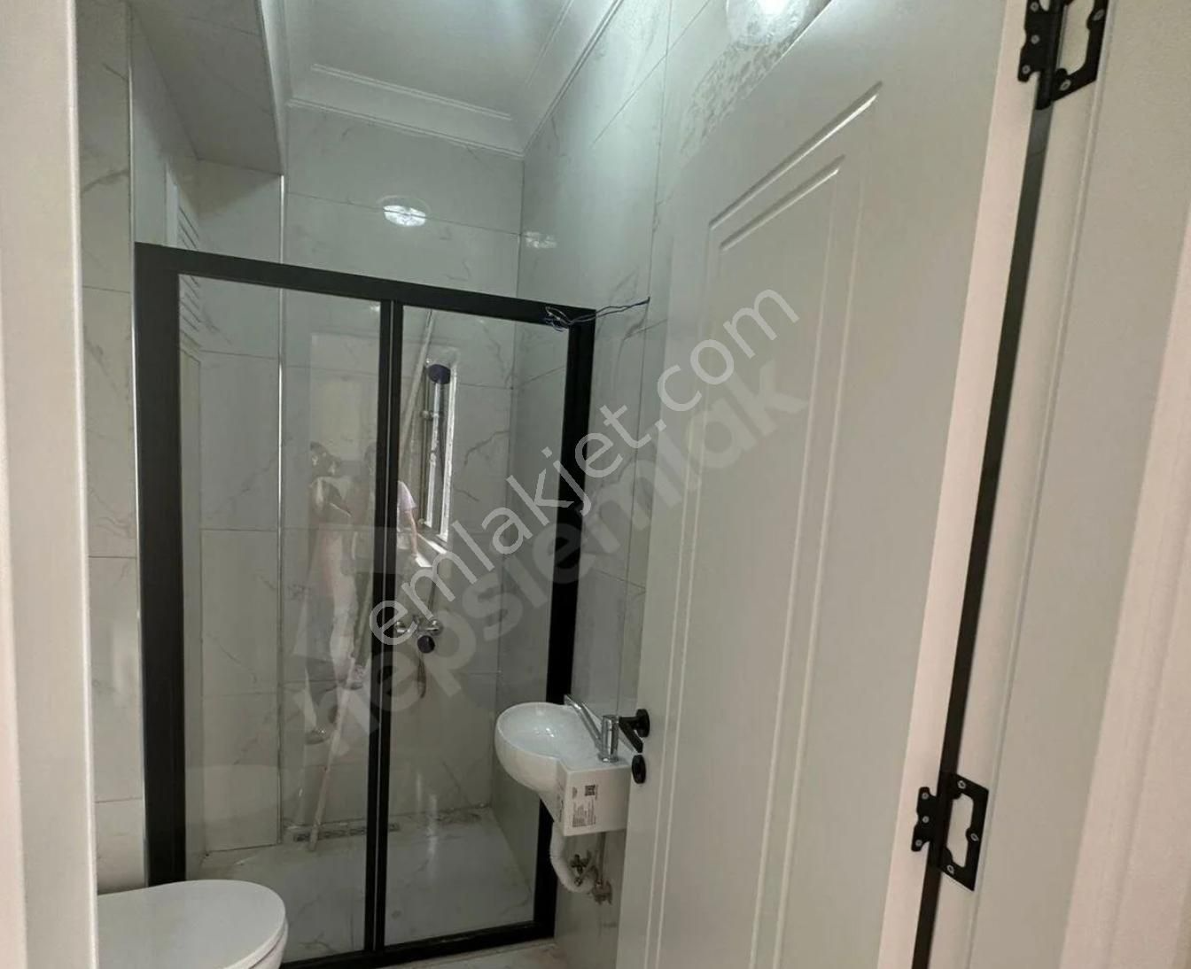 Baki Emlak'tan Cevizli'de 2+1 Sıfır Evebeyn Banyolu - İSTANBUL KARTAL fotoğraf 8