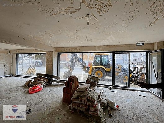 ANA CADDE ÜSTÜ SIFIR,KIRALIK OTOPARKLI KOMPLE BINA - İSTANBUL GÜNGÖREN fotoğraf 4