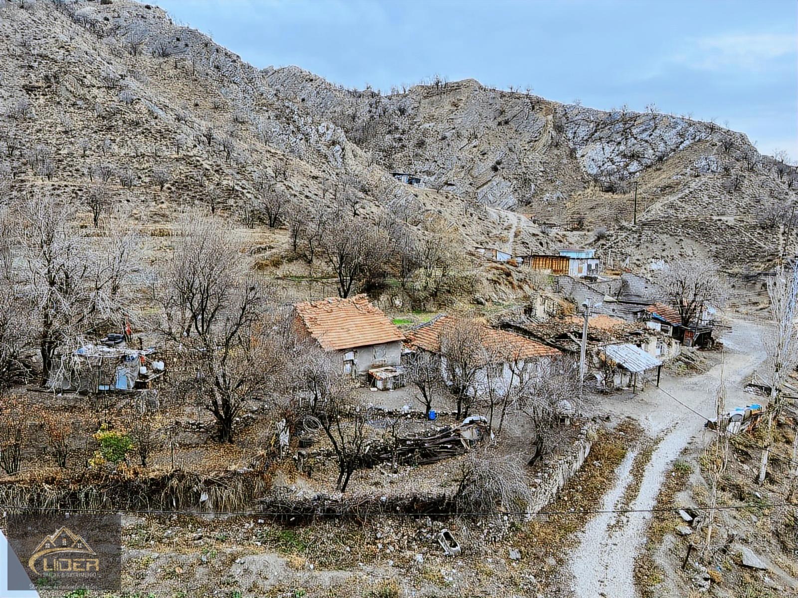 LİDER EMLAK KALE ALTI TOKİ 2+1 İÇİ FUL YAPILI ÇANKIRI MANZARALI - ÇANKIRI MERKEZ fotoğraf 10