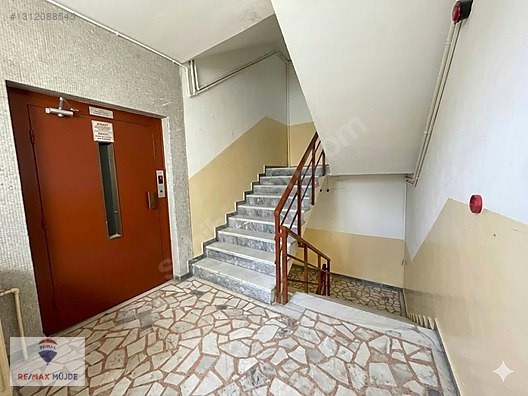 SAVAŞ CADDESİNDE 4 CEPHELİ TAM KAT KİRALIK 350 M2 - İSTANBUL GÜNGÖREN fotoğraf 4
