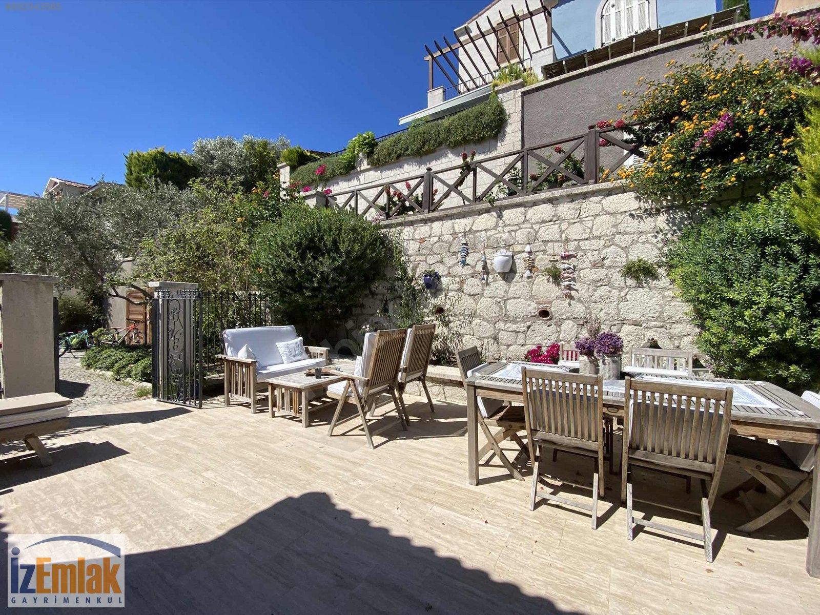 İzEmlaktan Port Alaçatıda Muhteşem Manzaralı Bahçeli Villa - İZMİR ÇEŞME fotoğraf 12