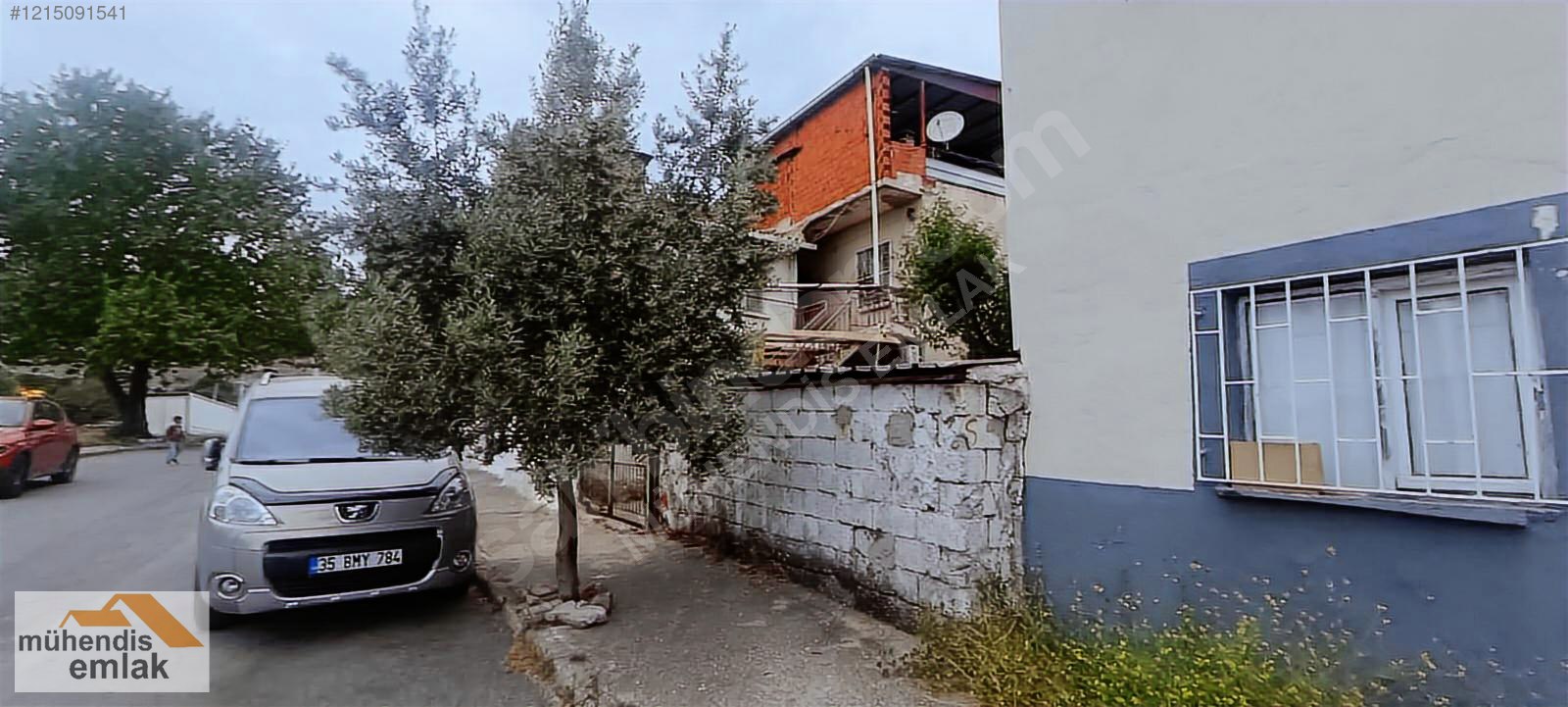 KARABAĞLAR PEKER MH HİSSE 145M2 ARSADA BAHÇELİ 80 M2 MÜSTAKİL EV - İZMİR KARABAĞLAR fotoğraf 2