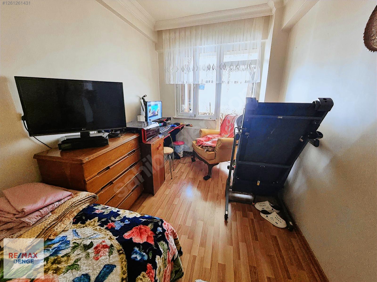 İKİ AİLENİN YAŞAMASINA UYGUN SATILIK DUBLEKS DAİRE - İSTANBUL BAYRAMPAŞA fotoğraf 14
