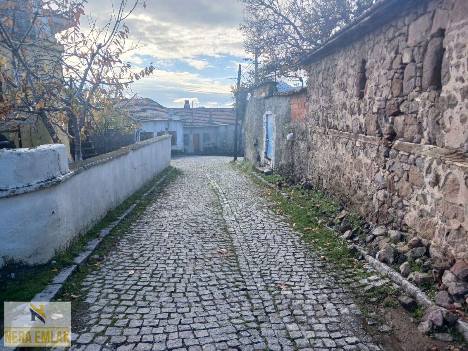 BÖLGEDE EMSALSİZ DEPOLAMA AMAÇLI TEK TAPU 132m2 2 KAT İMARLI - İZMİR BERGAMA fotoğraf 15