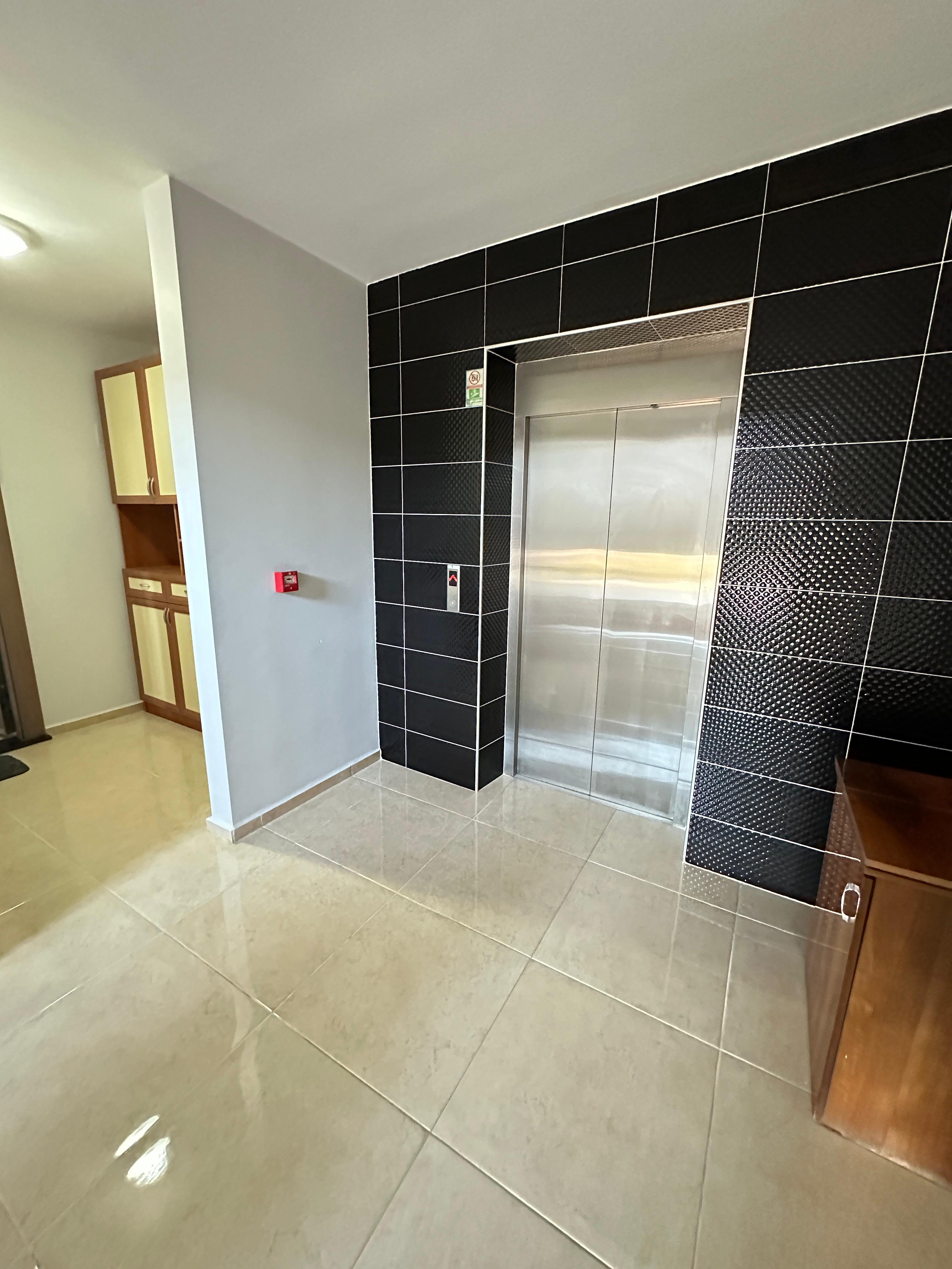 50. YIL MH HARİKA LOKASYONDA BULUNAN GENİŞ OTURUMLU 3+1 DAİRE - MERSİN YENİŞEHİR fotoğraf 31