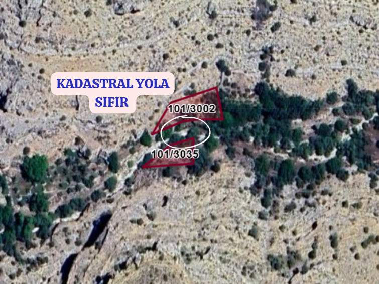 MERSİN MUT ÇÖMELEK  KÖYÜNDE 670 M²  CEVİZ BAHÇE  SATILIKTIR - MERSİN MUT fotoğraf 3