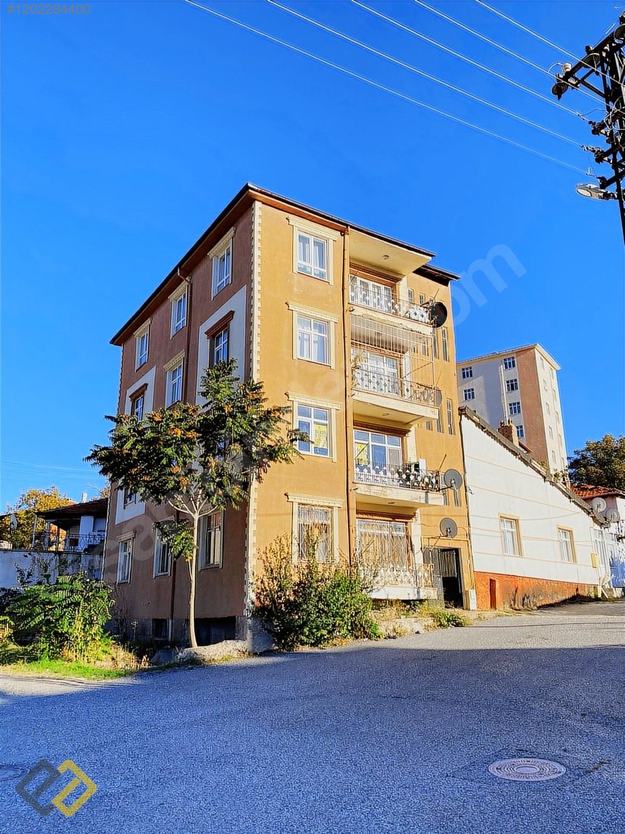 EMLAK AKADEMİDEN ESKİPAZAR MAHALLESİNDE 3+1 SATILIK DAİRE - YOZGAT MERKEZ fotoğraf 5