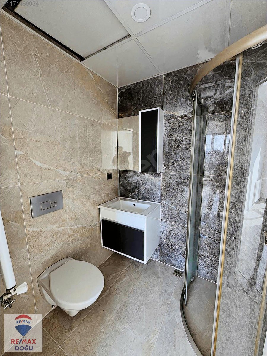 REMAX DOĞUDAN BİRMODERN REZİDANS 4+1 180 M2 SATILIK DAİRE - ELAZIĞ MERKEZ fotoğraf 2