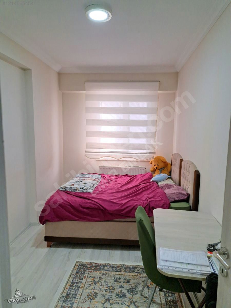 EMİR EMLAK GAYRİMENKULDEN SATILIK ÜNİ YOLU EŞYALI 2+1 ARA KAT - KARS MERKEZ fotoğraf 6