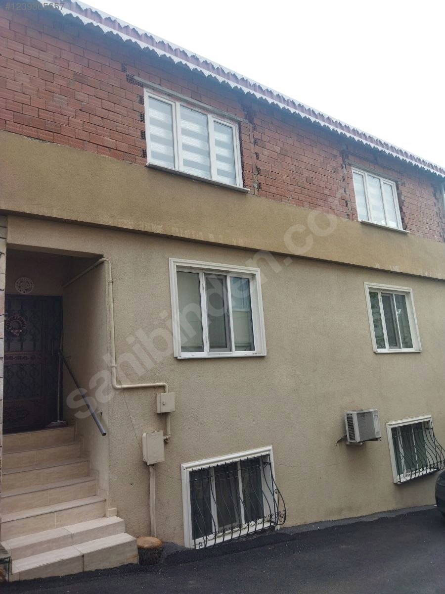 Yenibağlar da sahibinden satılık 3 katlı bahçeli ev okul karsisi - BURSA OSMANGAZİ fotoğraf 14