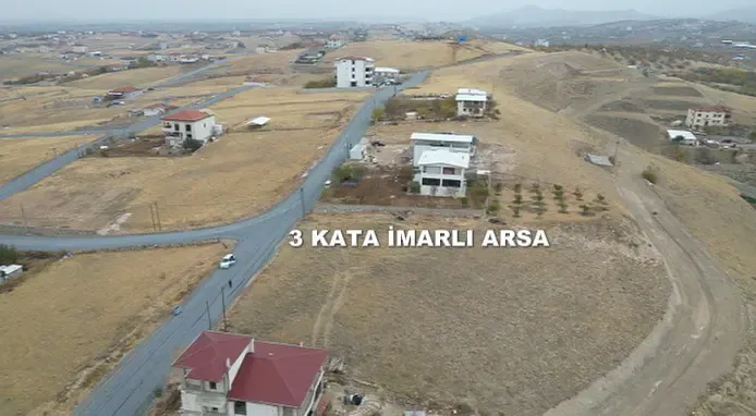 HATUNSUYU KIRAÇ MAHALLESİNDE 3 KATA İMARLI ARSA