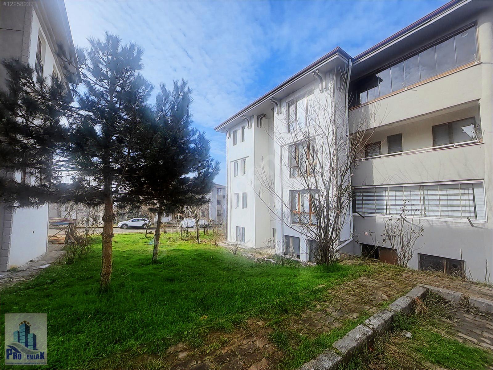 DÜZCE BAHÇEŞEHİR GÜZELBAHÇE MH ORTA KAT DÜZCE CEPHE SATILIK DAİR - DÜZCE MERKEZ fotoğraf 2