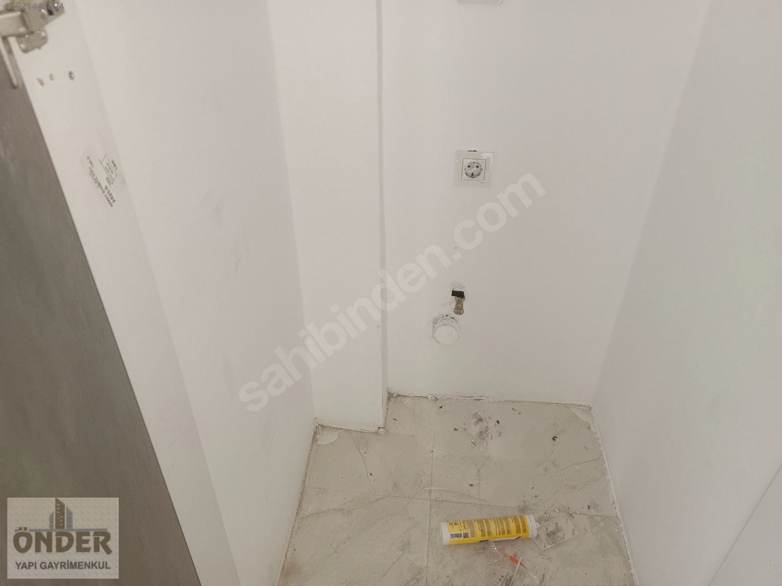 YAKACIK MEYDANDA SATILIK 3+1 DAİRE - İSTANBUL KARTAL fotoğraf 14