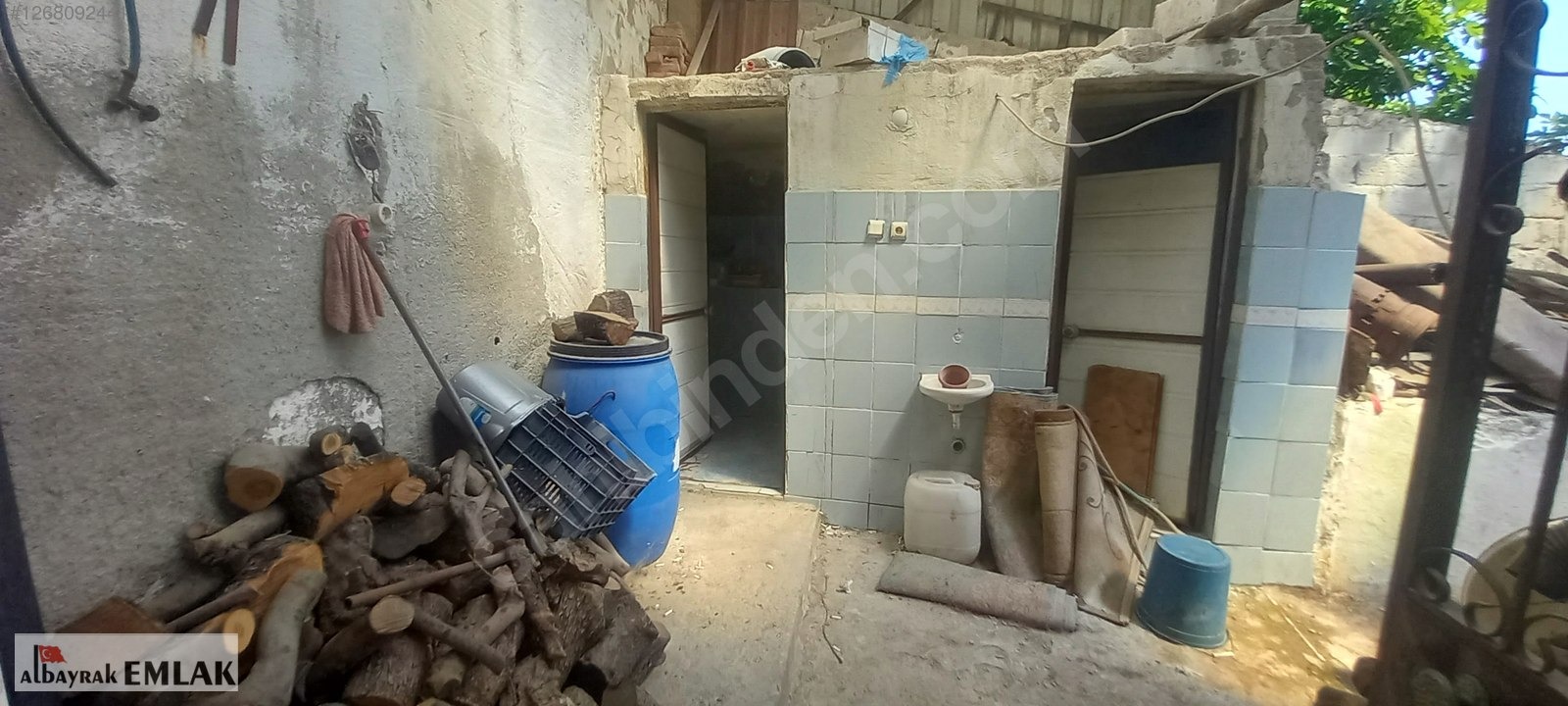 AKHİSAR ZEYTİNLİOVA DA SATILIK TARİHİ ESKİ YUNAN BAHÇELİ EVİ - MANİSA AKHİSAR fotoğraf 8