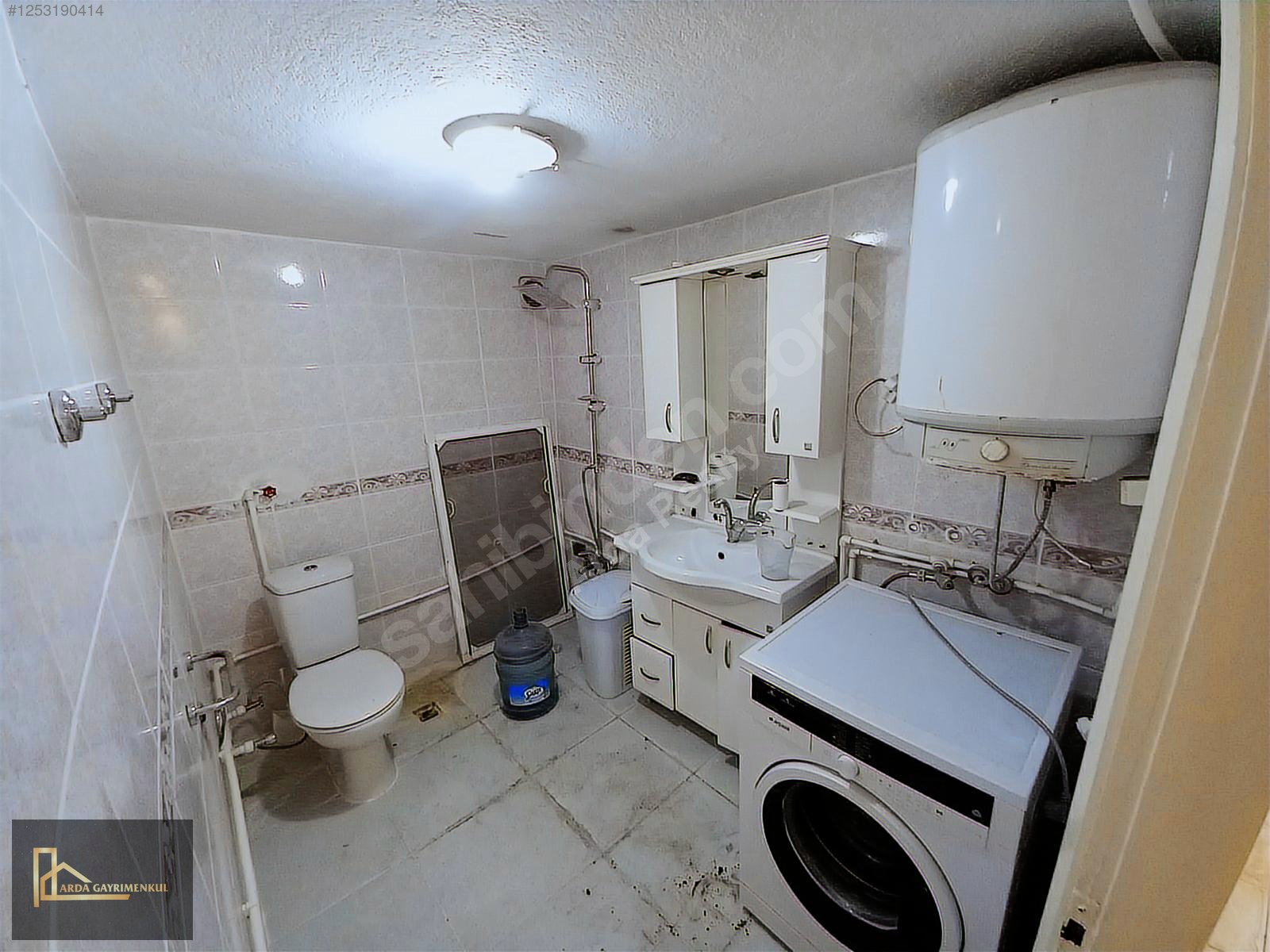 K.YAKA ÇARŞI İÇİNDE ÖZEL TERASLI 1. KAT 3+1 178 M2 - İZMİR KARŞIYAKA fotoğraf 2