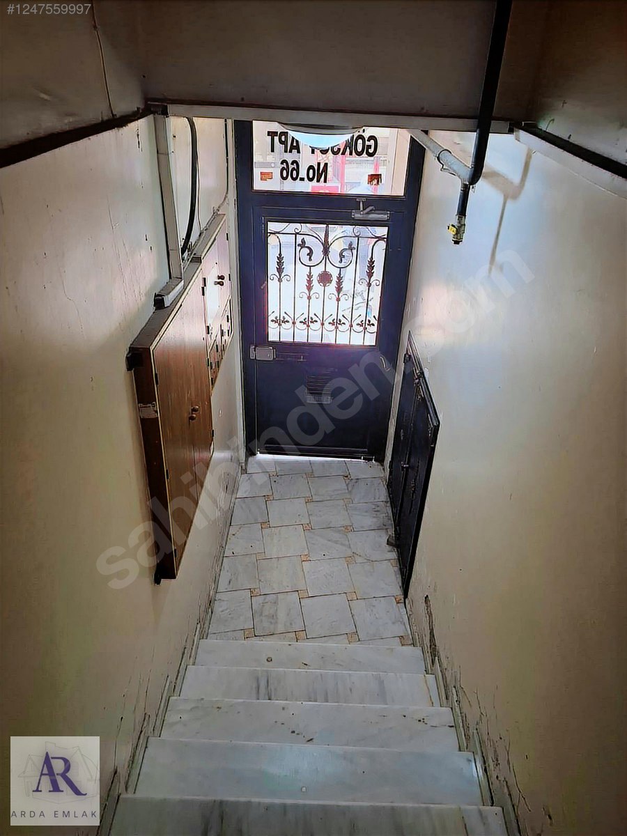 KARŞIYAKA ÇARŞI İÇİNDE ÖZEL TERASLI ÇİFT CEPHE ARA KAT 3+1 150M2 - İZMİR KARŞIYAKA fotoğraf 4