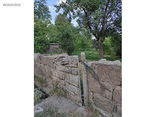İKİKUBBE MAHALLESİ SATILIK KUPON ARSA 1.597 M²  - BİTLİS AHLAT fotoğraf 2